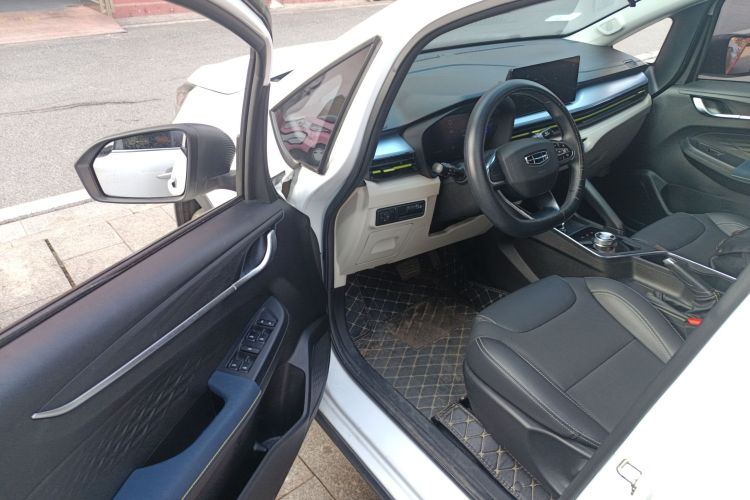 吉利几何 EX3 功夫牛 2021款 坚强牛牛中控内饰7003