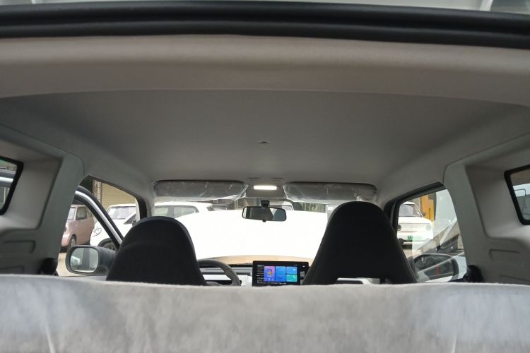 吉利银河 2024款 熊猫mini 200km 耐力熊中控内饰22