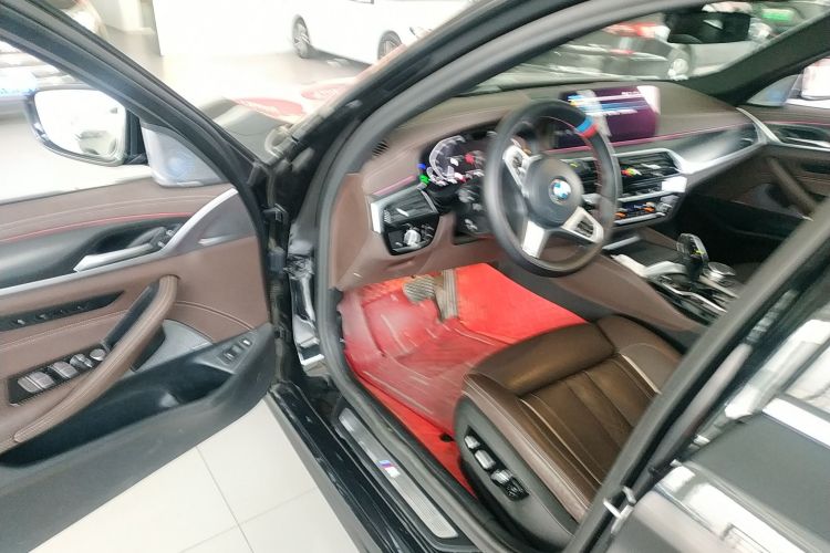 宝马5系新能源 2021款 535Le 先锋版M运动套装中控内饰20