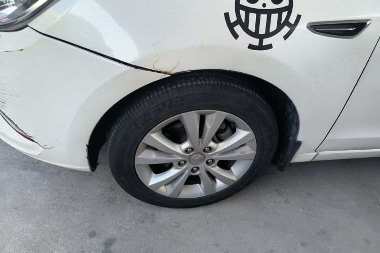 长安 逸动 2014款 1.6L 自动豪华型车身外观6007