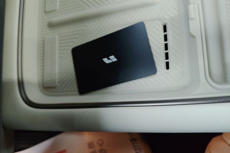 理想汽车 理想i6 2025款 四驱标准型中控内饰11