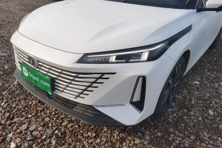 长安 逸动 2024款 1.5T GDI自动 尊贵型局部细节36