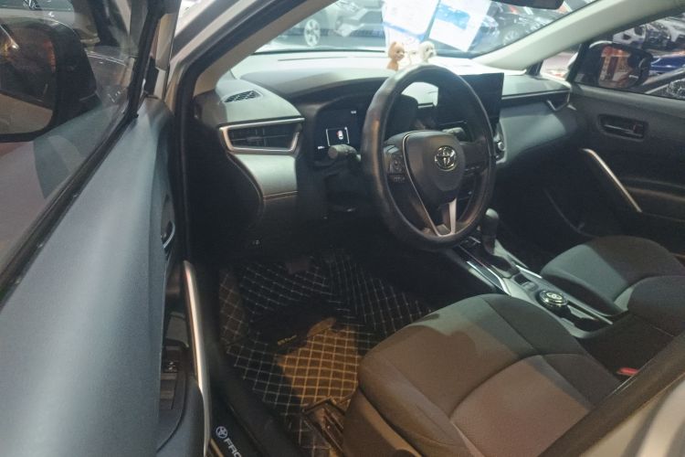 丰田 锋兰达 2023款 2.0L CVT精英版中控内饰20