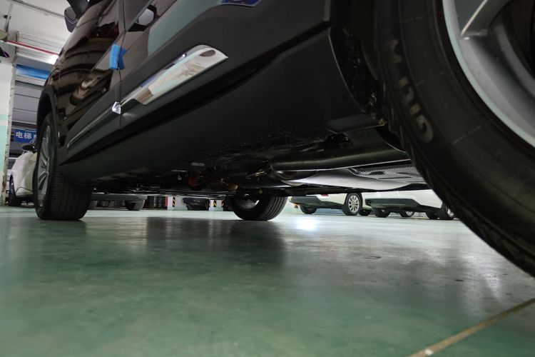 吉利汽车 豪越L 2024款 2.0T DCT尊贵型局部细节9002