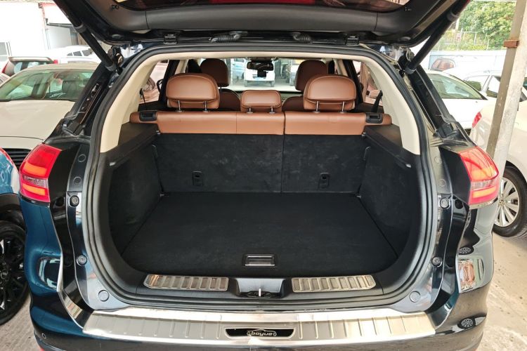 吉利汽车 博越 2016款 1.8TD 自动智尊型机舱底盘23