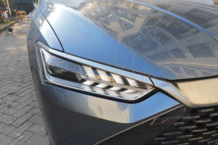 比亚迪 秦PLUS 2024款 荣耀版 DM-i 55KM领先型车身外观8