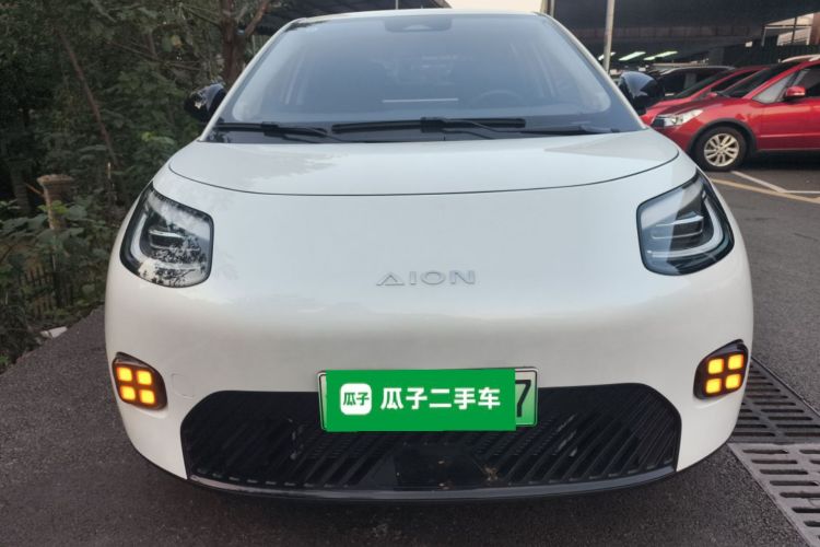 埃安 AION UT 2025款 420智享版车身外观2