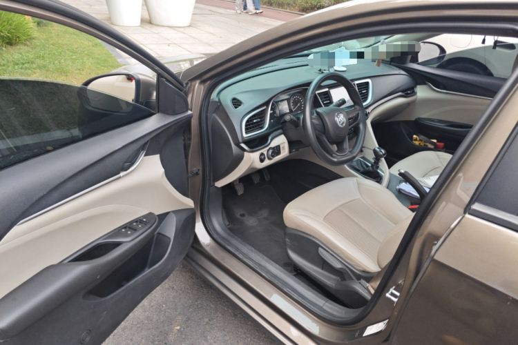 别克 英朗 2016款 15N 手动精英型中控内饰7003