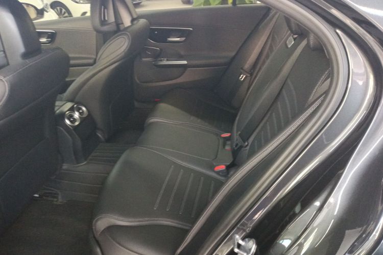 奔驰C级 2022款 改款 C 260 L 运动版中控内饰21