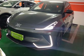 智己汽车 智己LS7 2023款 77kWh Urban Fit后驱版