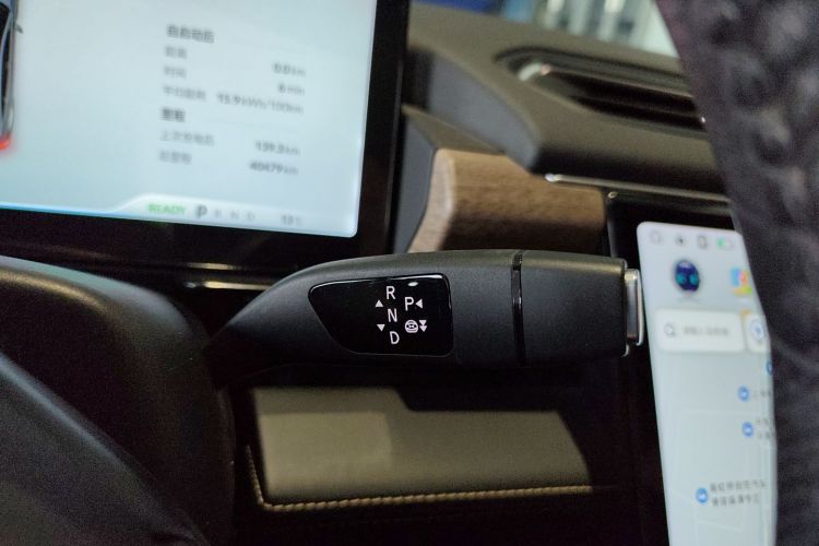 小鹏P5 2021款 460G+中控内饰18