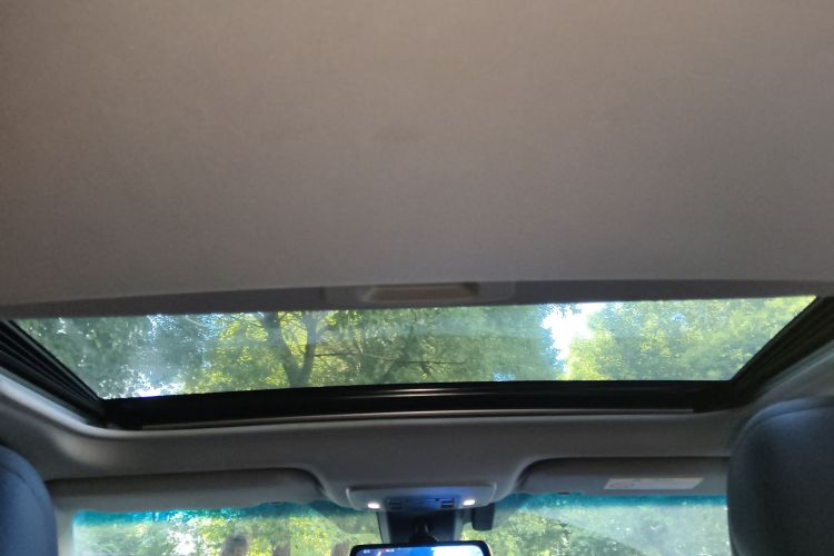 丰田 凯美瑞 2019款 改款 2.0G 豪华版局部细节22