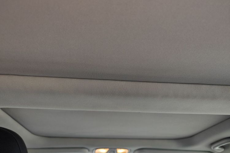 起亚K5 2012款 2.0L 自动DLX中控内饰22