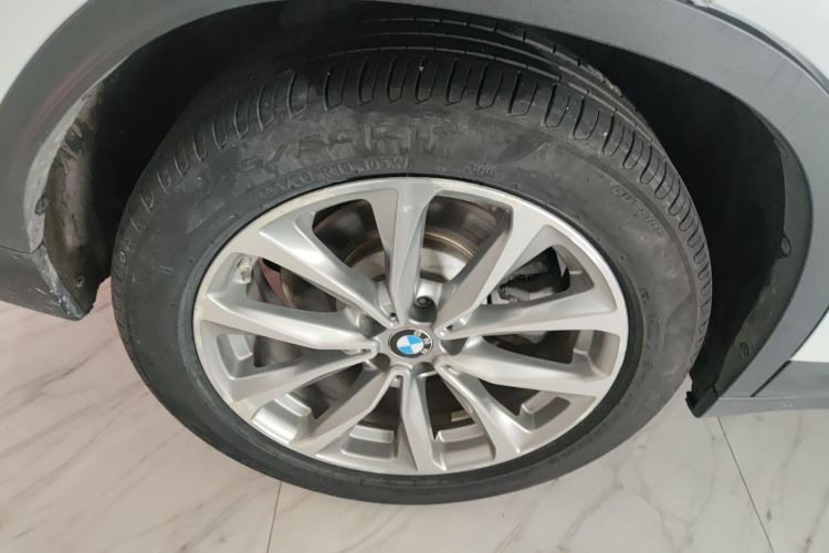 宝马X3 2021款 xDrive25i 豪华套装车身外观6008