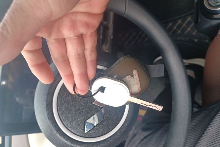 五菱汽车 五菱缤果 2024款 333km 悦享款中控内饰7001