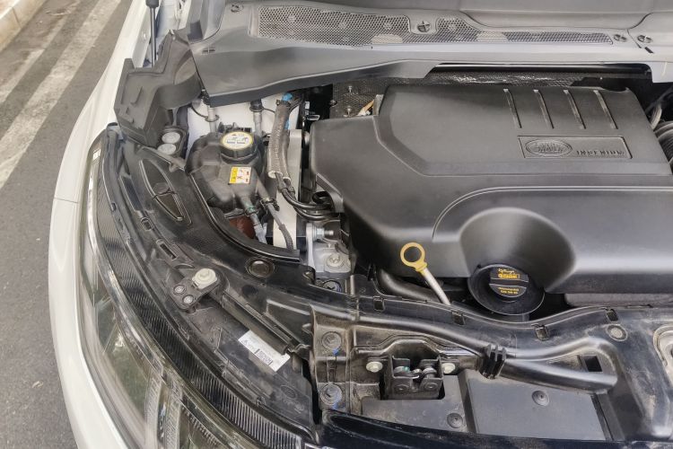 路虎 发现运动版 2020款 249PS R-Dynamic 性能版局部细节9006