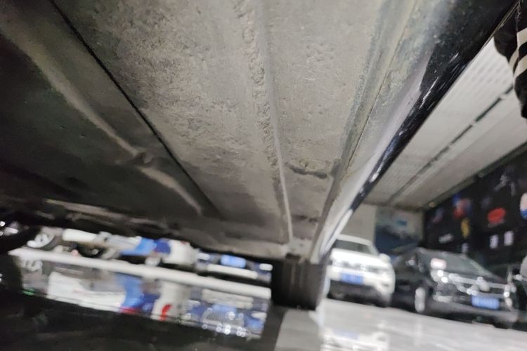 宝马3系 2022款 改款 325Li M运动套装局部细节9002