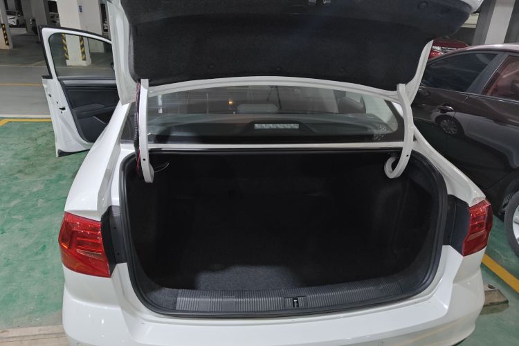 大众 2019款 改款 宝来·传奇 1.5L 自动时尚型 国VI局部细节23