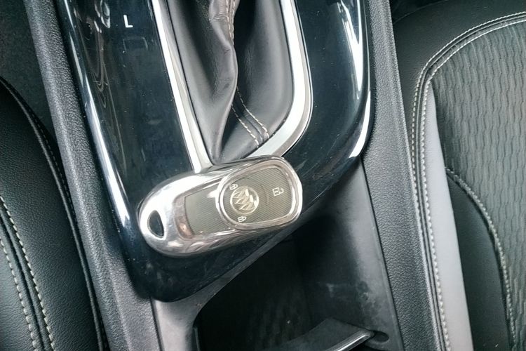 别克 昂科拉 2020款 15T 自动舒适型中控内饰11