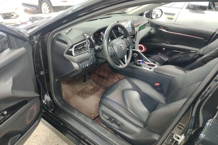 丰田 凯美瑞 2021款 双擎 2.5HGVP 领先版中控内饰7003