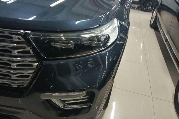 福特 探险者 2020款 EcoBoost 285 四驱钛金版 7座局部细节36