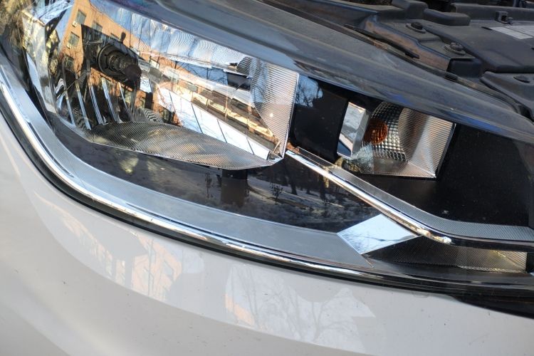 大众 桑塔纳 2021款 1.5L 手动风尚版车身外观8