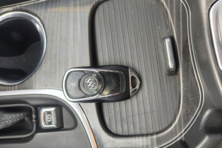 别克 昂科威 2018款 20T 两驱精英型中控内饰7001