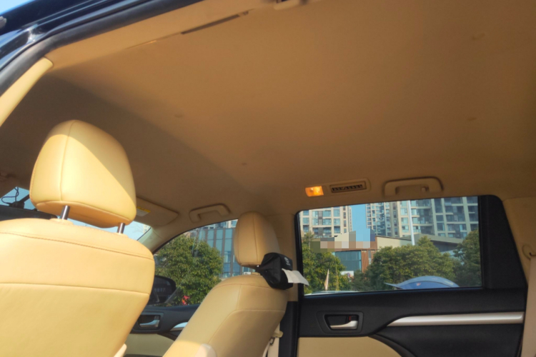 丰田 汉兰达 2018款 2.0T 两驱精英版 5座 国VI中控内饰22