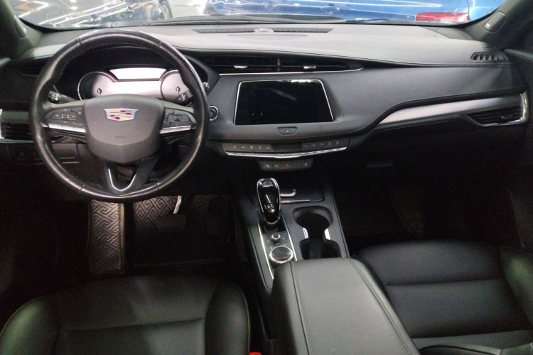 凯迪拉克XT4 2020款 28T 两驱领先型中控内饰12