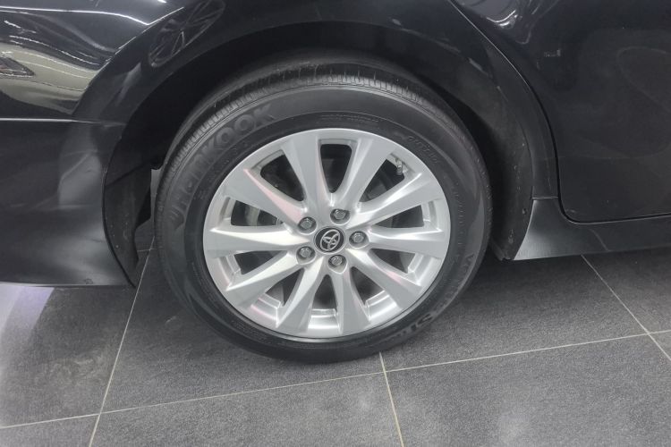 丰田 凯美瑞 2018款 2.0G 豪华版车身外观6008