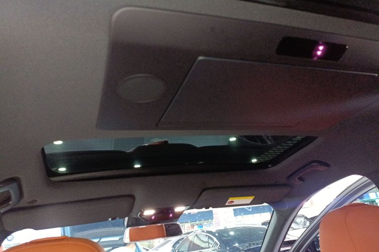 理想汽车 理想L9 2022款 Max中控内饰22