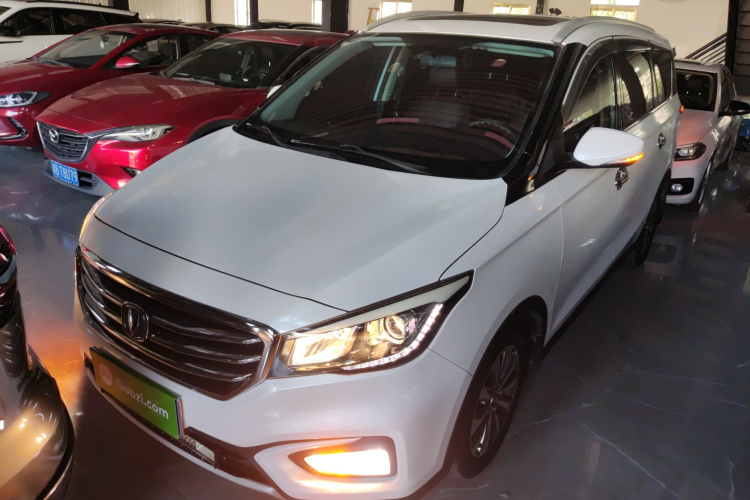 长安 凌轩 2017款 1.6L 手动精英型局部细节36