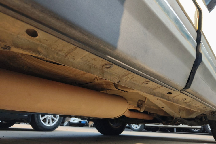 长安CS75 2014款 1.8T 自动精英型 国IV局部细节9001