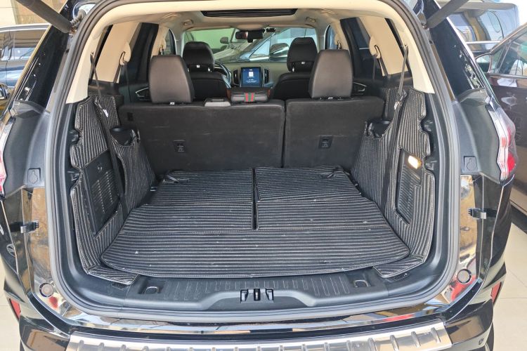 福特 锐界 2020款 EcoBoost 245 两驱豪锐型 7座机舱底盘23