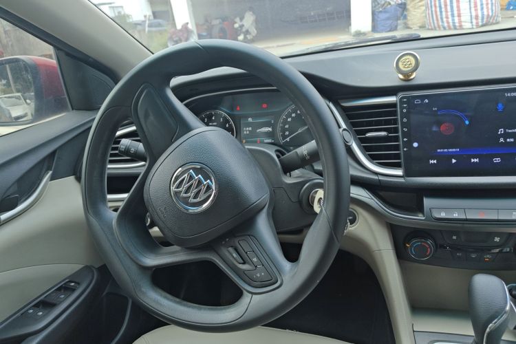 别克 英朗 2017款 15N 自动精英型局部细节13