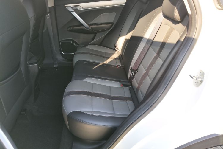 吉利汽车 缤越 2024款 1.5T DCT龙腾版中控内饰21