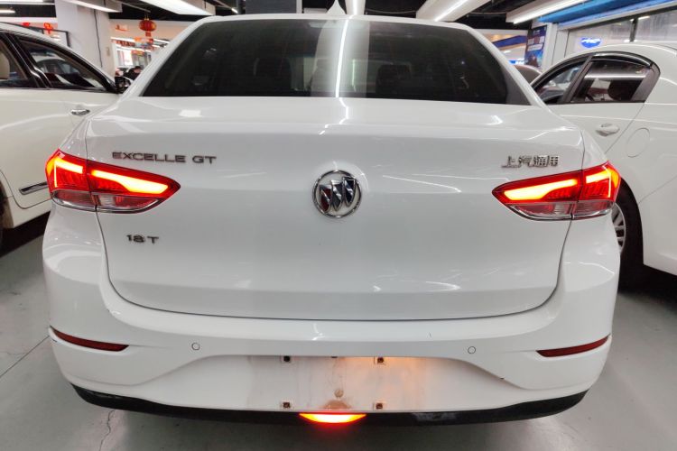 别克 英朗 2019款 18T 自动互联精英型 国VI车身外观6