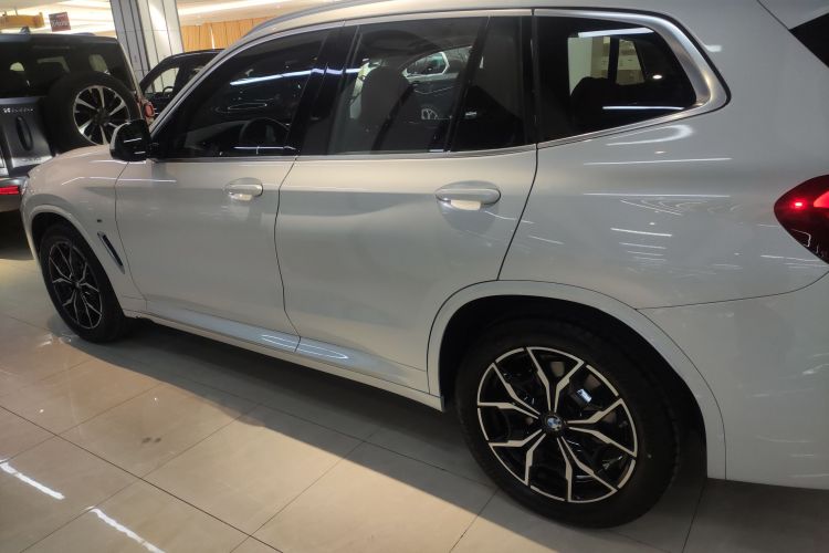 宝马X3 2023款 xDrive25i M运动套装车身外观6003