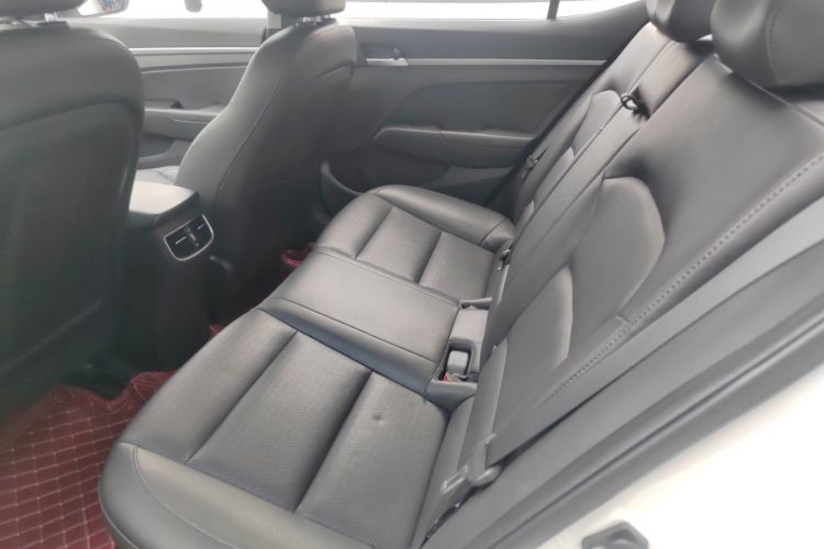 现代 领动 2019款 1.5L CVT智炫·精英型中控内饰21