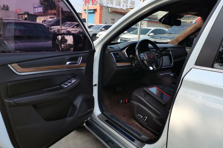 荣威RX8 2018款 30T 智联网两驱至尊版中控内饰7003