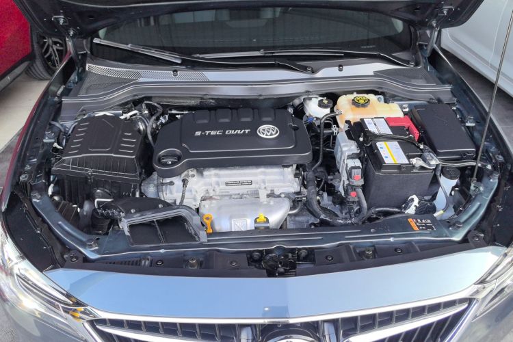 别克 英朗 2021款 改款 典范 1.5L 自动精英型机舱底盘24