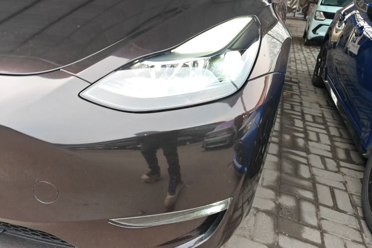 特斯拉 Model Y 2023款 长续航全轮驱动版局部细节36