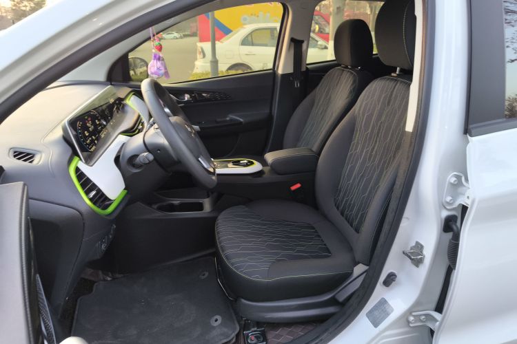 长安欧尚 奔奔E-Star 2020款 心动版 三元锂中控内饰19