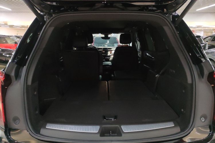 凯迪拉克XT6 2022款 2.0T 六座四驱豪华型机舱底盘23