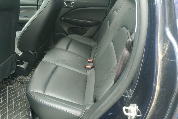 零跑汽车 零跑T03 2021款 400豪华版中控内饰21