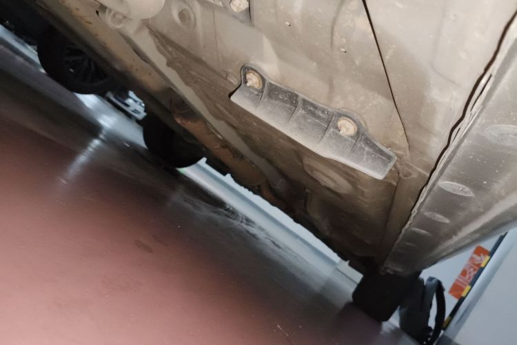 丰田 威驰FS 2017款 1.5L CVT锋驰版局部细节9002