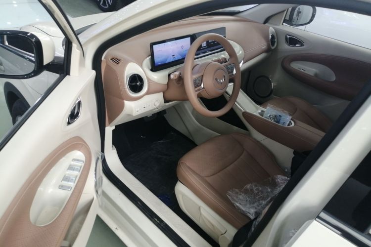 五菱汽车 五菱缤果 2025款 333km 灵犀互联款中控内饰7003