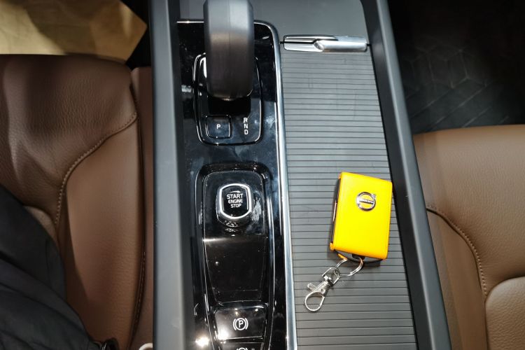 沃尔沃XC60 2025款 B5 四驱智逸豪华版局部细节18