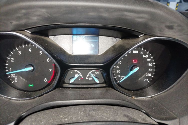 福特 福克斯 2015款 三厢 EcoBoost 125 自动超能风尚型中控内饰14