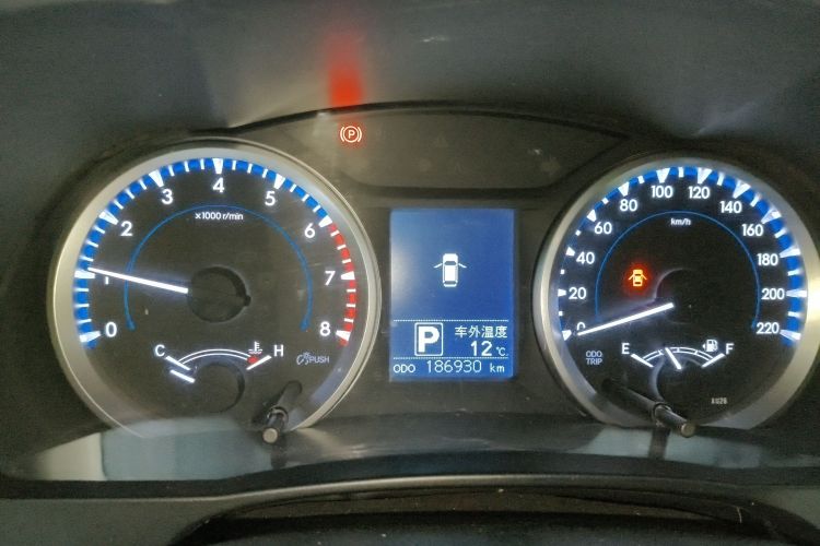 丰田 汉兰达 2021款 2.0T 四驱精英版 7座中控内饰14